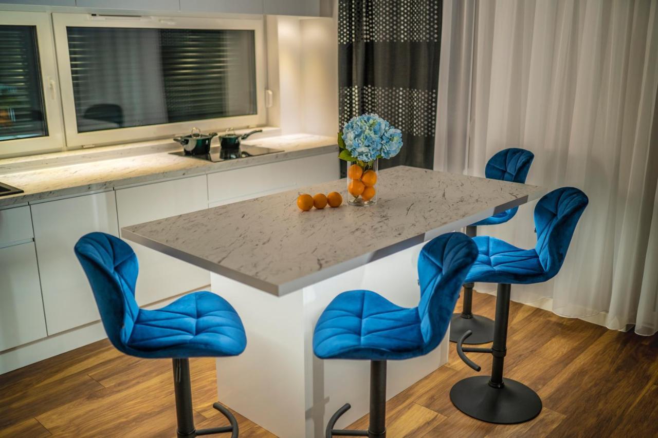 Apartament W Cieplicach Comfort Jelenia Gora Luaran gambar